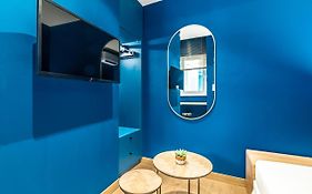 Apla Mini Studio In Downtown